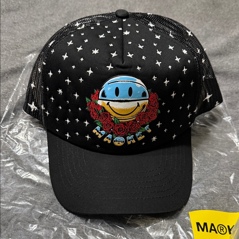 MA®KET Black Smiley Face Hat